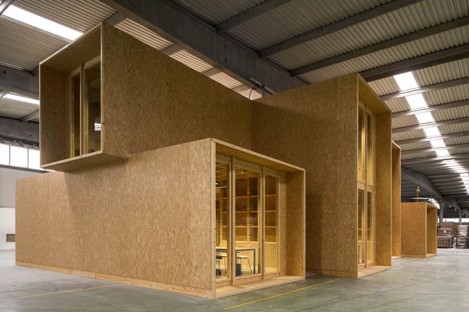 Oriented Strand Board (OSB)2500 x 1250 x 9mm - Image 4
