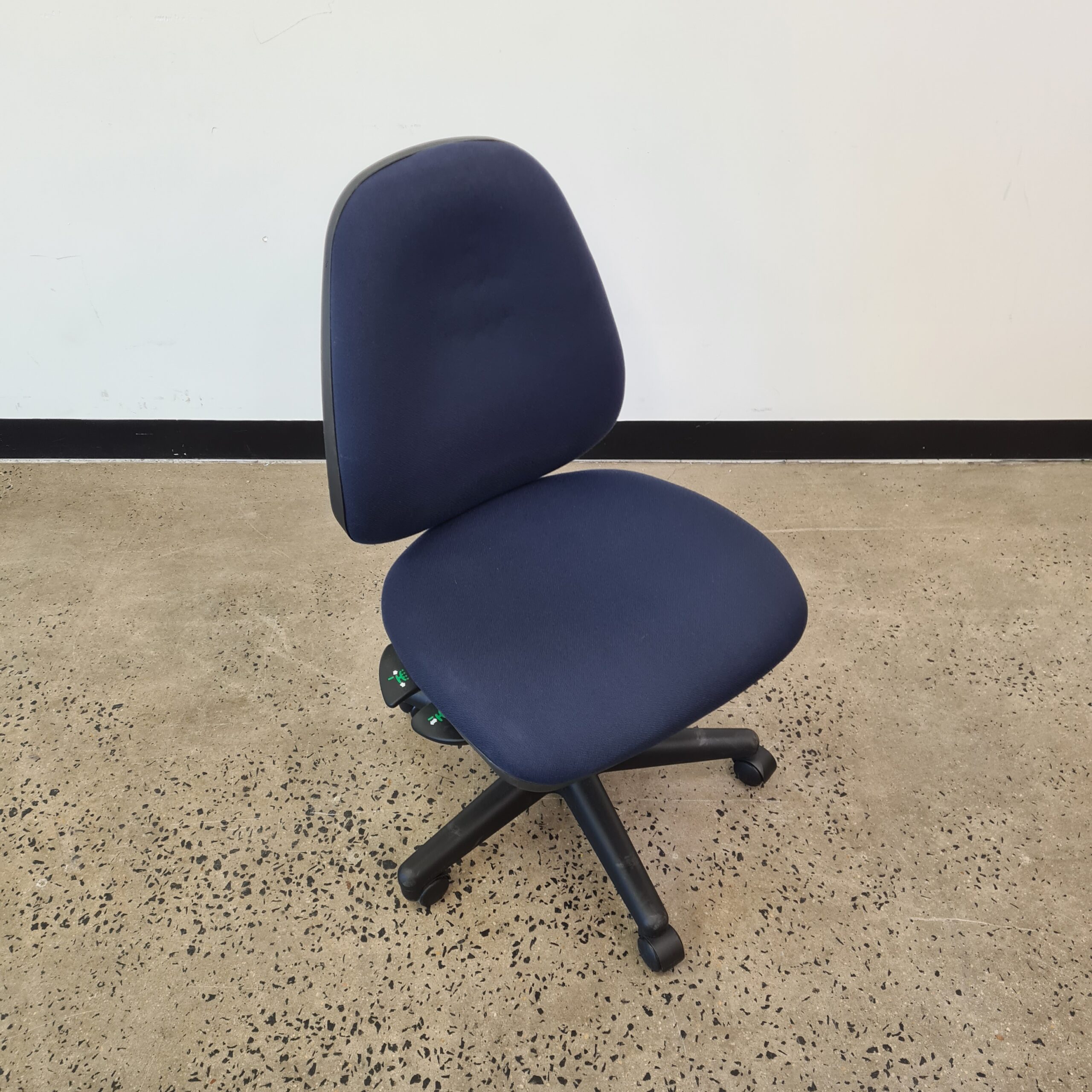 Medium Back Office Task Chair in Navy Blue - Image 2